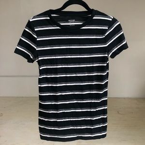 Mossimo Size Small Black and White striped shirt